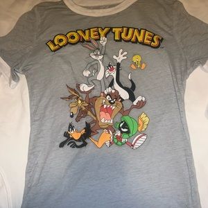 Looney TUNES SHIRT